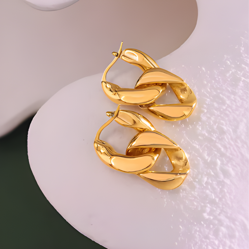 Gouden Geometrische Ovale Bengelende Oorbellen - Hannah