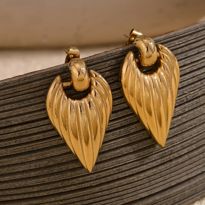 Gouden Geplateerde Druppel Blad Oorbellen - Zainab