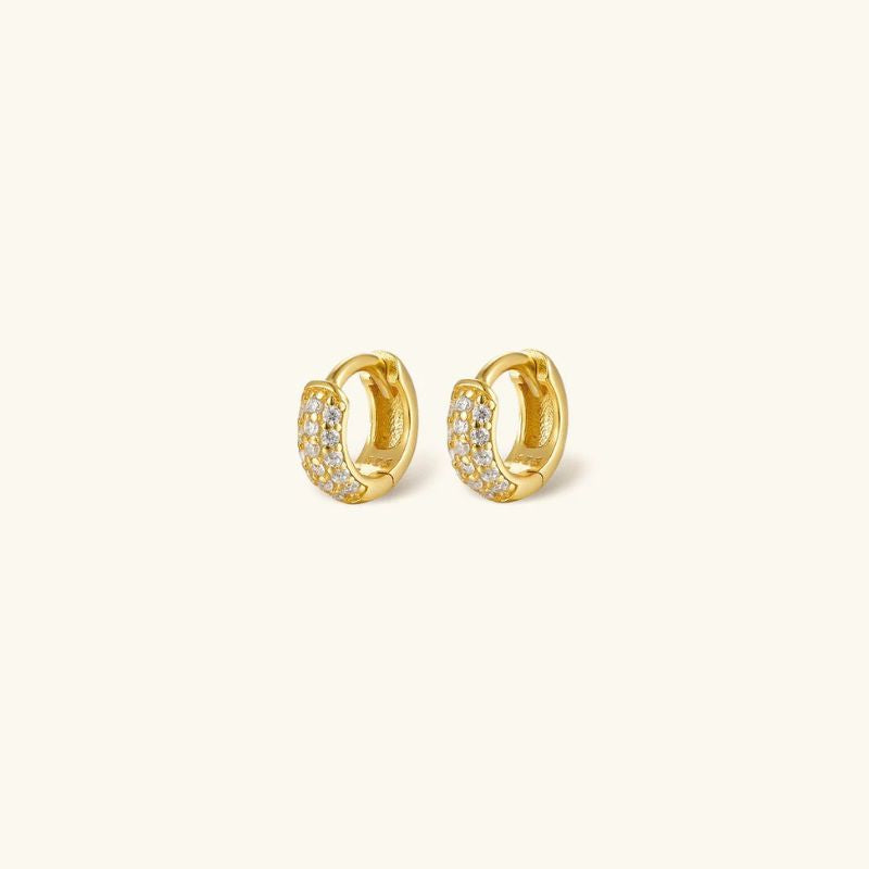 Stijlvolle Chunky Pavé Hoepeloorbellen – Elegantie en charme in één set