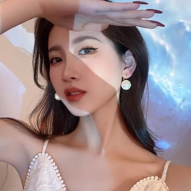 Goudkleurige Creolen met Opaalsteen – Maren