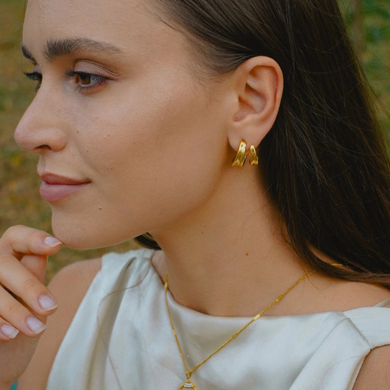 Gouden Dubbele Geometrische Stud Oorbellen - Rhea