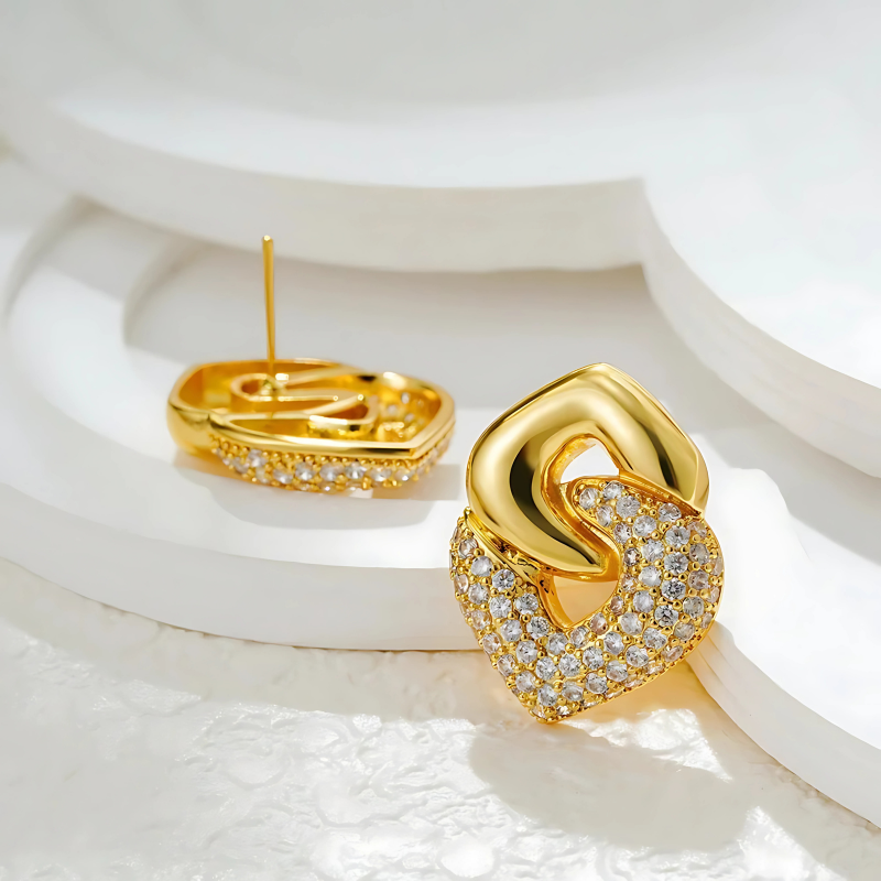 Gouden Diamanten Hartvormige Oorknopjes - Kayla