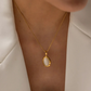 Elegant Vergulde Kattenoog-Opaalketting met Sprankelende Gemma Accenten