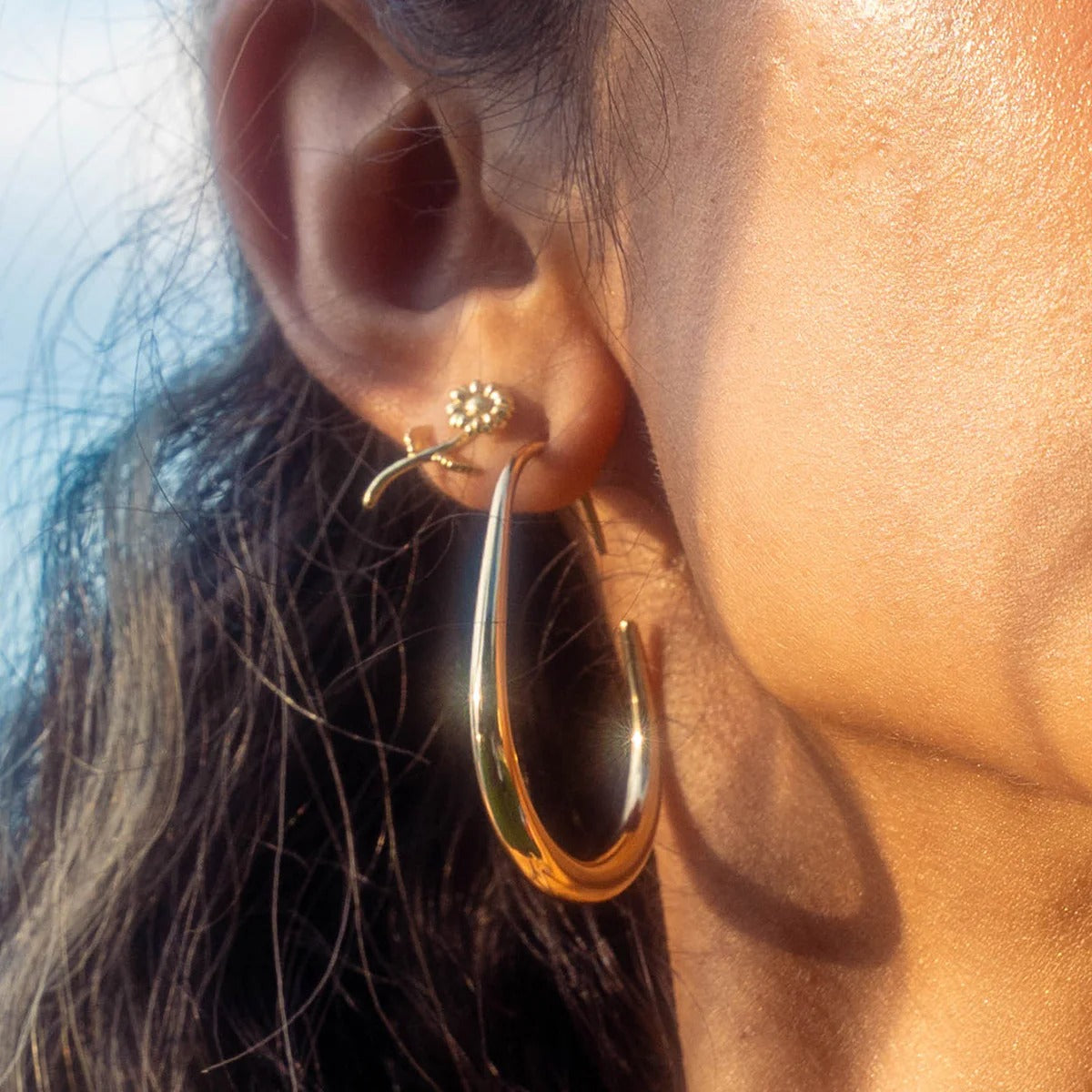 Gouden Geboortebloem Oorbellen - Maria