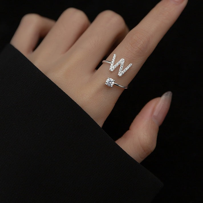 Elegante initiaalringen voor dames - Fien stijl